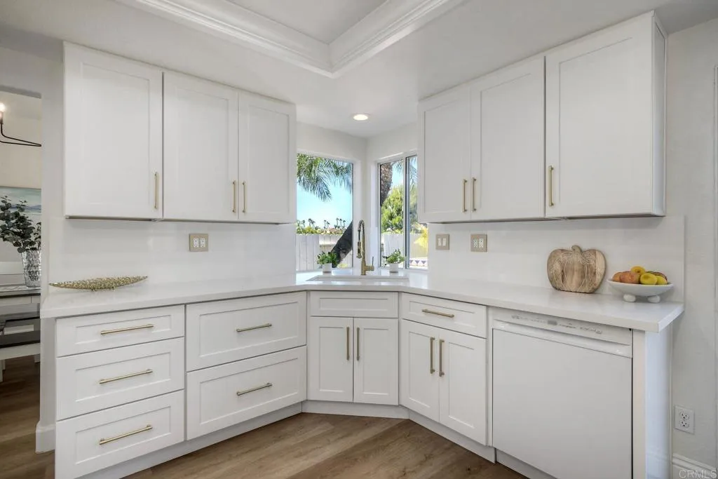 https://cdn.realtyfeed.com/cdn/127/306685957/6f62709b7f787c33ee472aa72a5765e7.webp