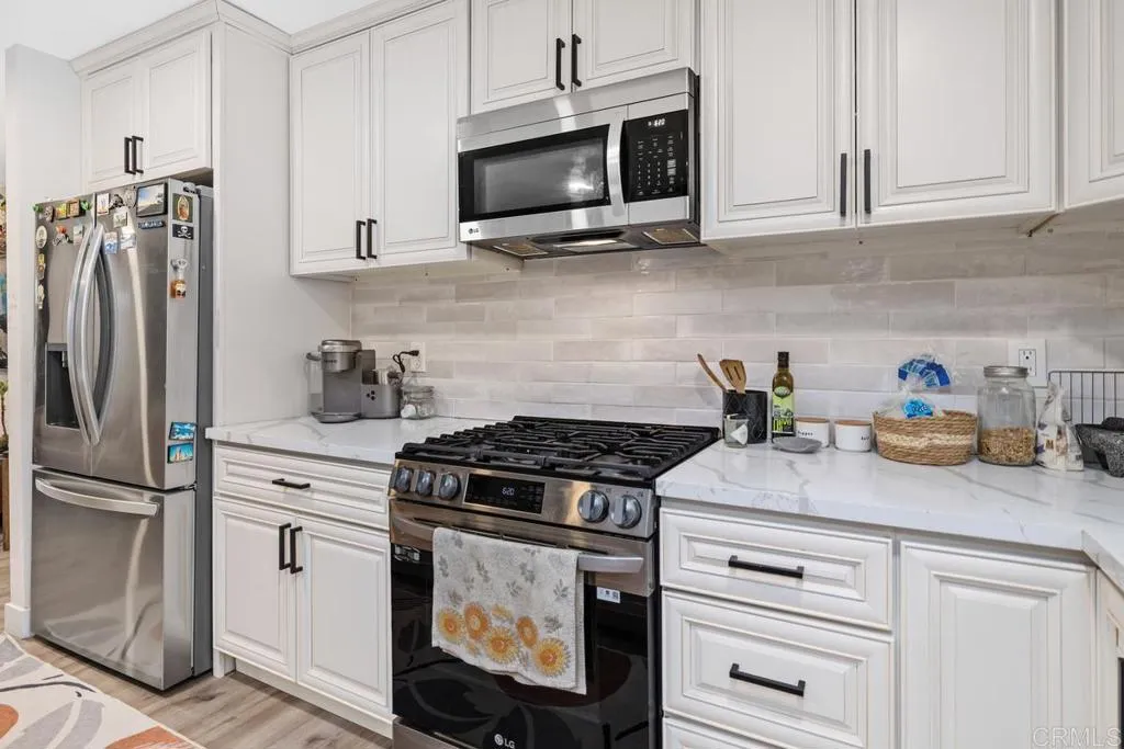 https://cdn.realtyfeed.com/cdn/127/306685960/5e9f3301cc73c06ddd2acc67c703f0d1.webp