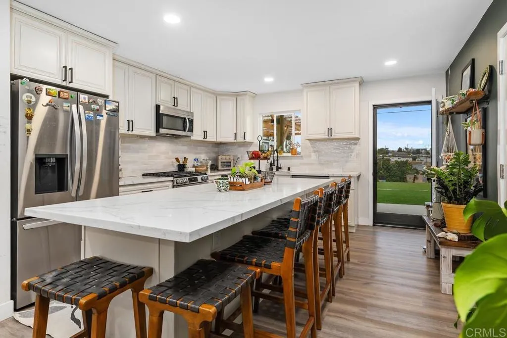 https://cdn.realtyfeed.com/cdn/127/306685960/9c8f5e8206739b5ac9a26e97862201bf.webp