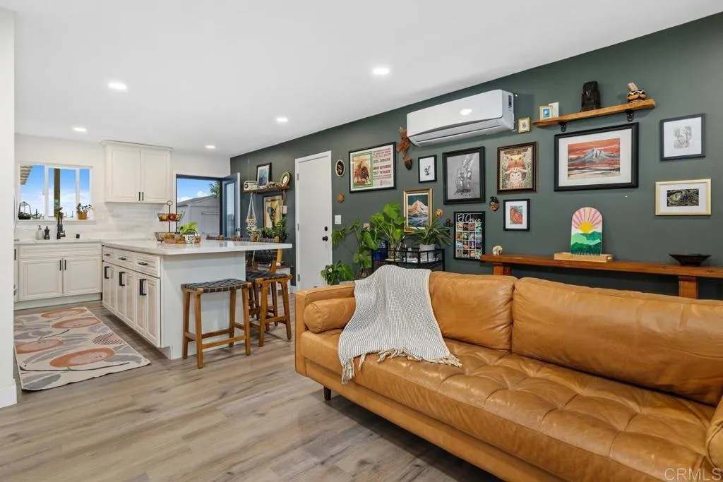 https://cdn.realtyfeed.com/cdn/127/306685960/a327e5822879db4f177bb4e99177e6e7.webp