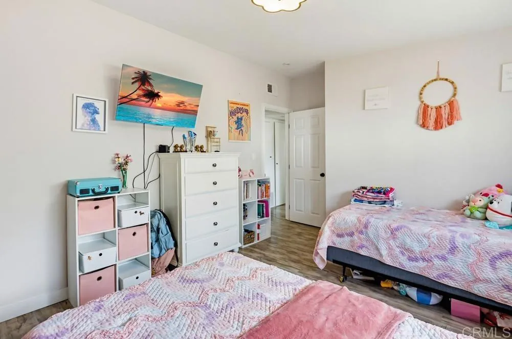 https://cdn.realtyfeed.com/cdn/127/306686000/9aada5e631f5f42a130d4a4db4775f57.webp