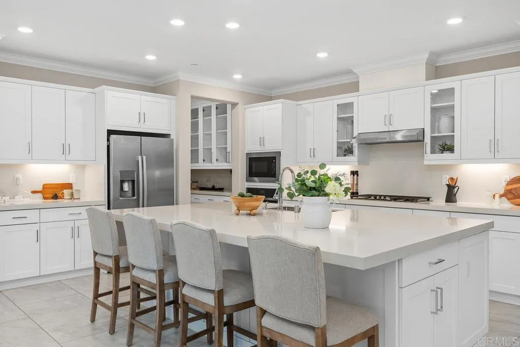 https://cdn.realtyfeed.com/cdn/127/306686006/2dbda27cc8b36f354cb4b8952cf6d75f.webp