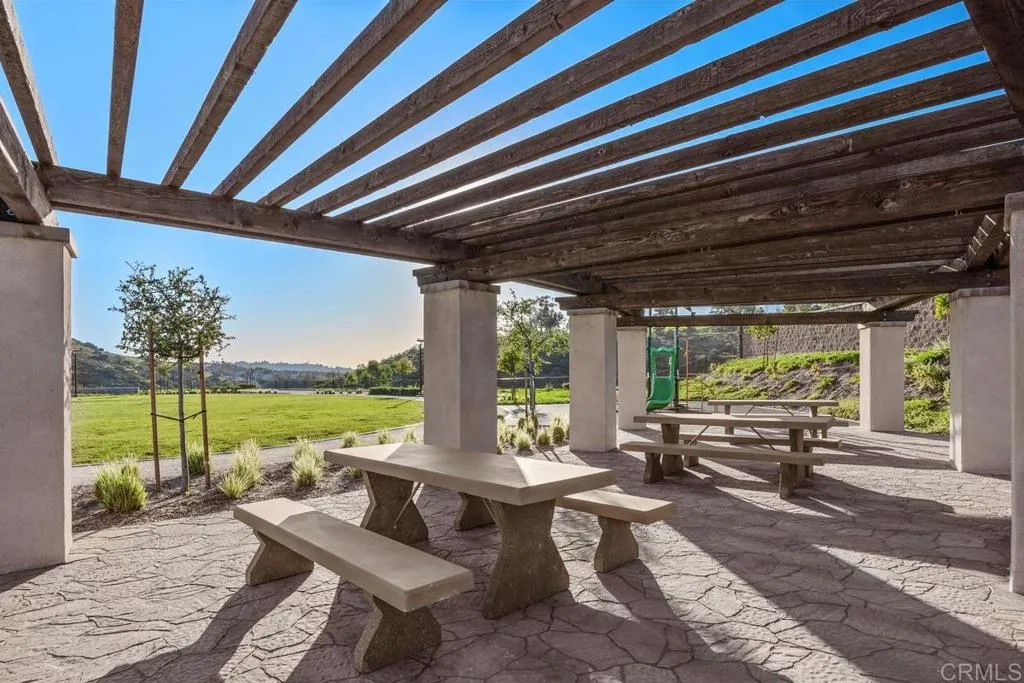 https://cdn.realtyfeed.com/cdn/127/306686006/30e5e39d1a57f65b3e2ca4681d7997e7.webp