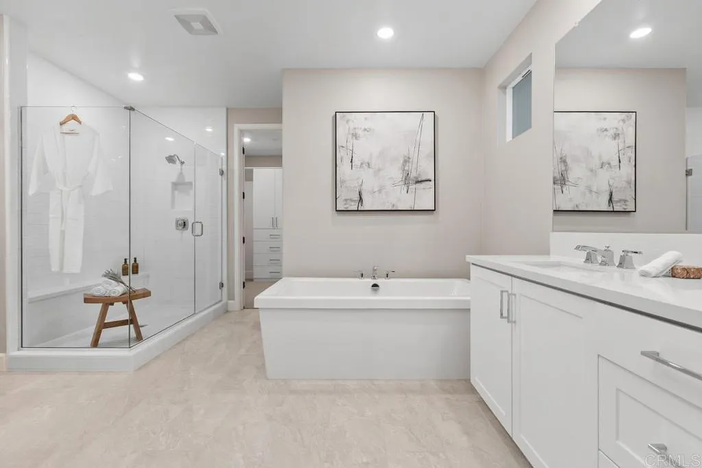 https://cdn.realtyfeed.com/cdn/127/306686006/90621fd149b9760283638f871ec20ad8.webp