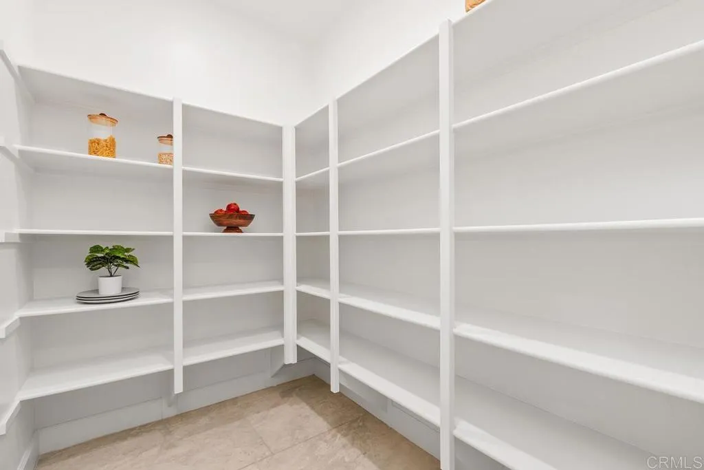 https://cdn.realtyfeed.com/cdn/127/306686006/ade4074e74a2a8d7350b0349e7635df3.webp