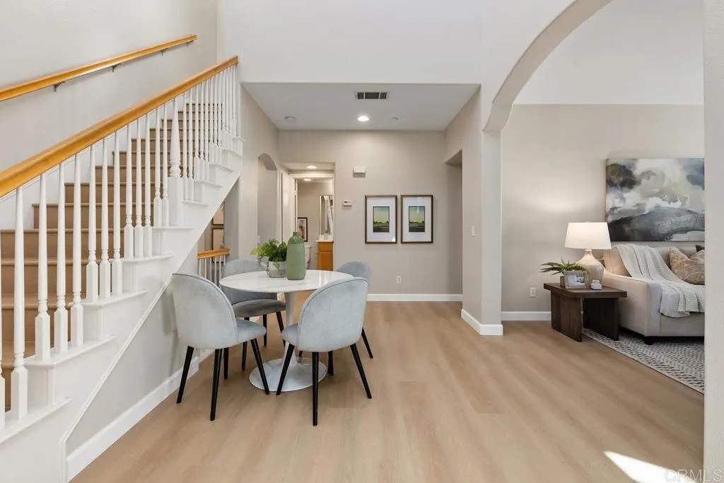 https://cdn.realtyfeed.com/cdn/127/306686020/16ac22ef48b449988043820d9a93c045.webp