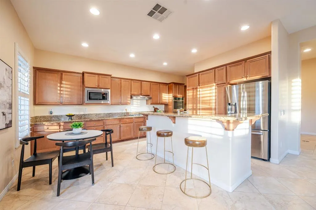 Photo #35: PTP2602596 Listing: Photo #35