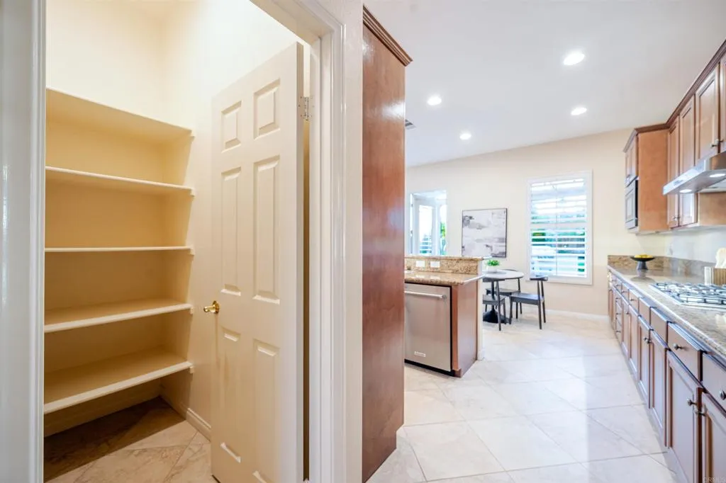 https://cdn.realtyfeed.com/cdn/127/306686027/e9ff87d4c6f1d3d1fe25a59518541b52.webp