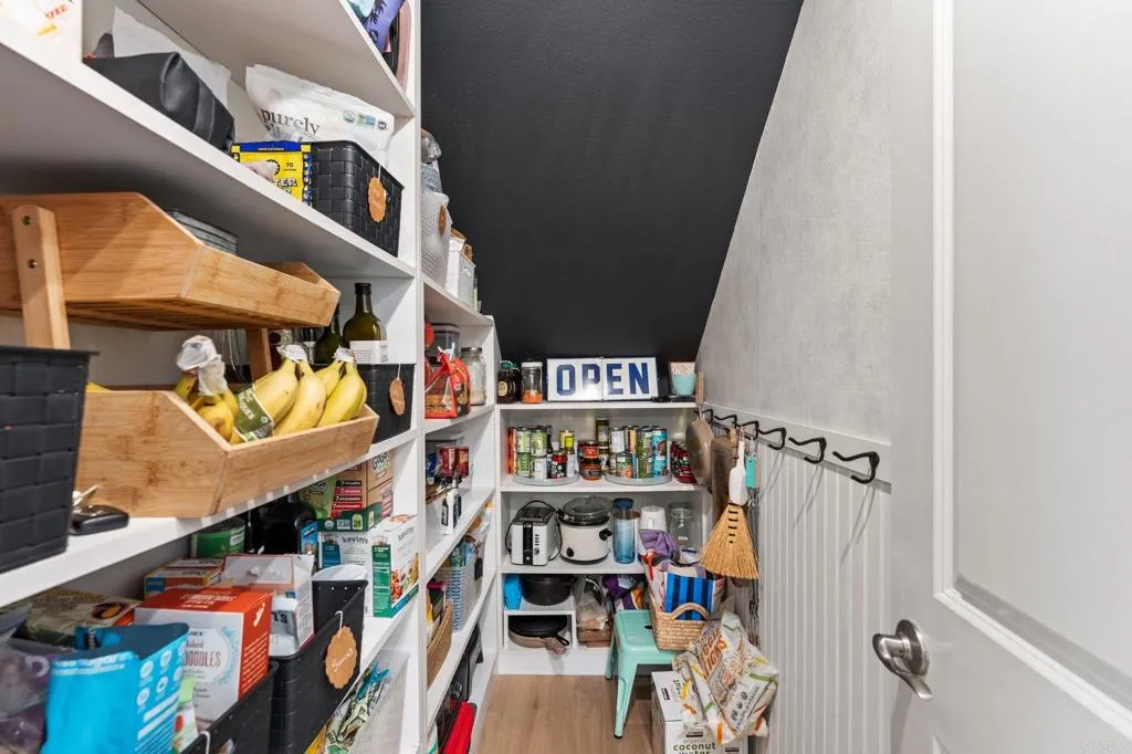 https://cdn.realtyfeed.com/cdn/127/306686028/b796baacebd77e0f95a68c32923785f4.webp