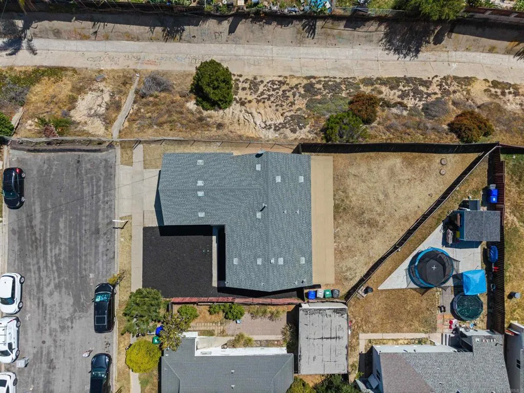 https://cdn.realtyfeed.com/cdn/127/306686036/7fab562e22d861f71e80bbec50ab1455.webp