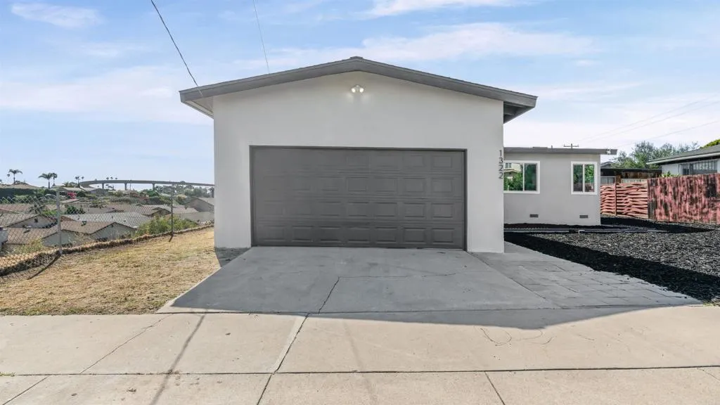 https://cdn.realtyfeed.com/cdn/127/306686036/e205d21950a970f7db245af140ed6b49.webp
