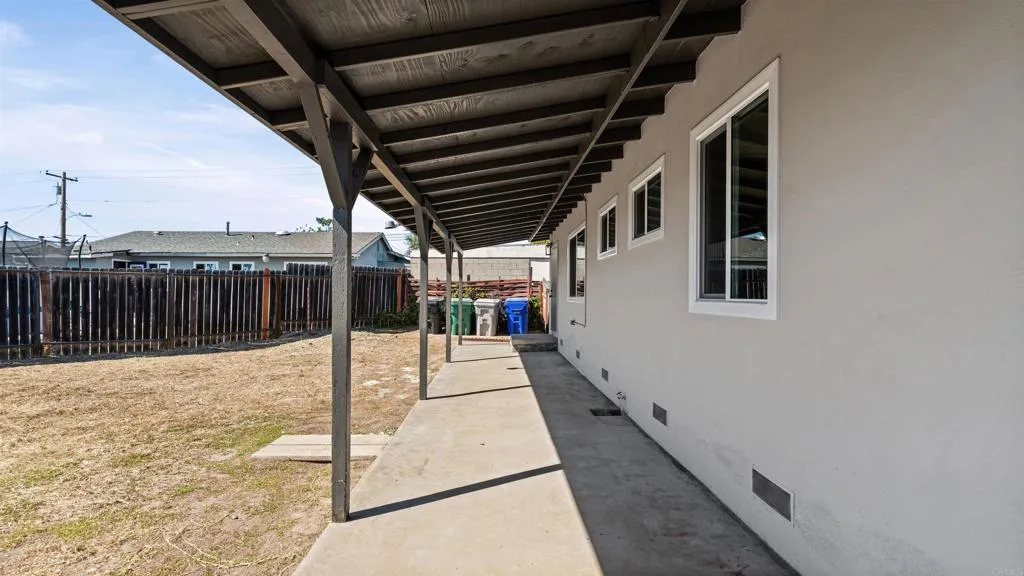 https://cdn.realtyfeed.com/cdn/127/306686036/f5b0a03149ad4cf15df1ef69cbc7556b.webp