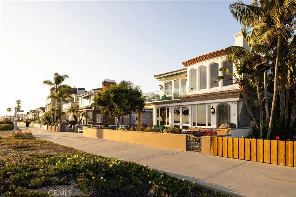 1201 Balboa, Newport Beach, CA, 92661