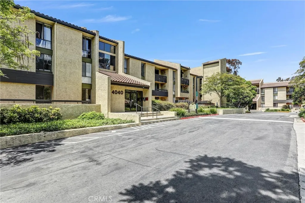 4040 Via Marisol Unit 123, Los Angeles, CA 90042 - Photo 3 of 36, Los Angeles, CA