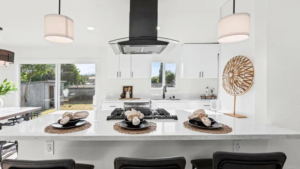 https://cdn.realtyfeed.com/cdn/127/306686082/a8ddda13505394dbb94738b7e3e35ea1.webp
