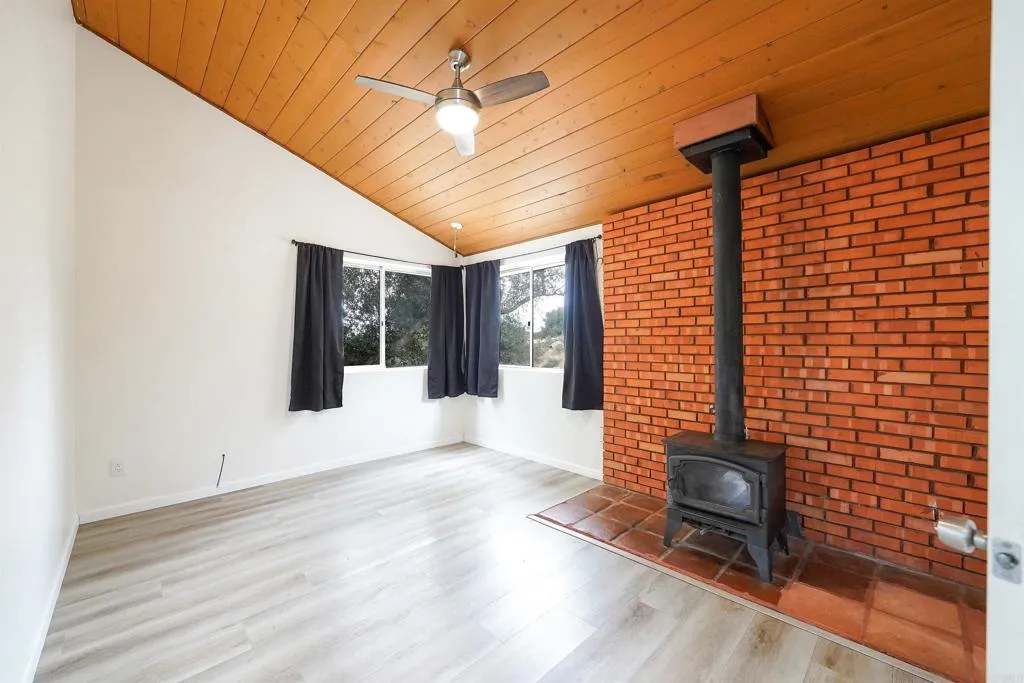 https://cdn.realtyfeed.com/cdn/127/306686106/e1813fa7b2171809ad2a0720c3f92315.webp