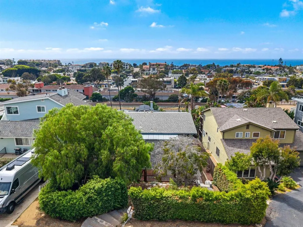 $1,250,000 - $1,500,000