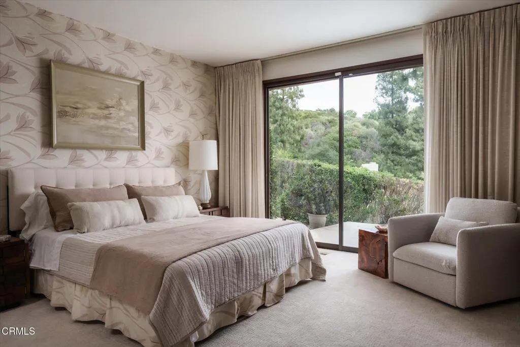 1279 Chateau Road, Pasadena, CA, 91105