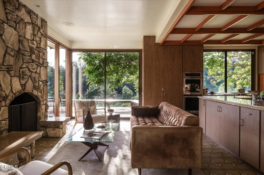 1279 Chateau Road, Pasadena, CA, 91105