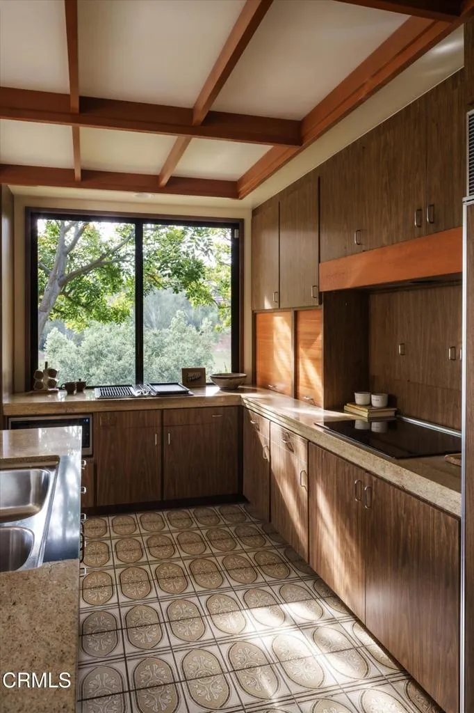 1279 Chateau Road, Pasadena, CA, 91105