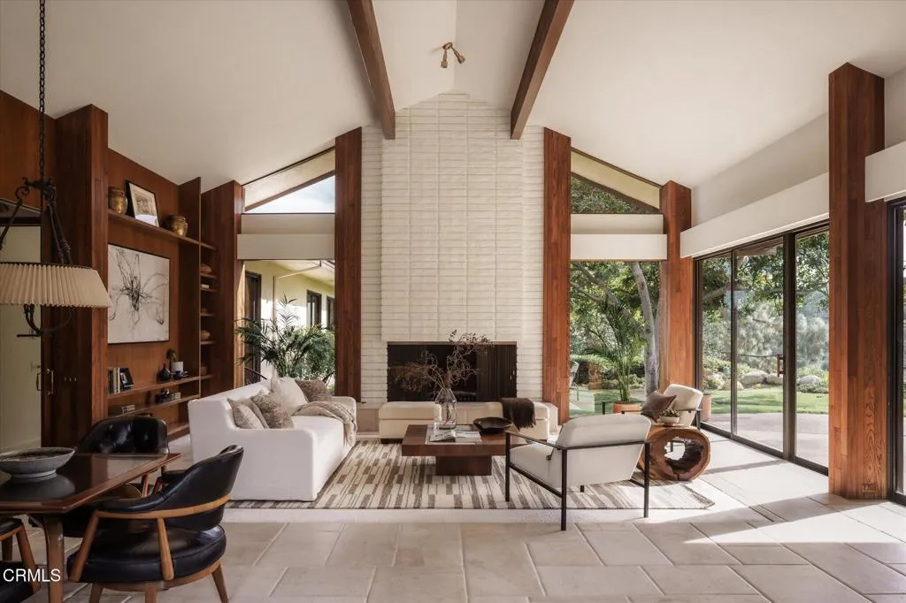 1279 Chateau Road, Pasadena, CA, 91105