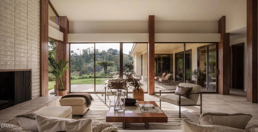 1279 Chateau Road, Pasadena, CA, 91105