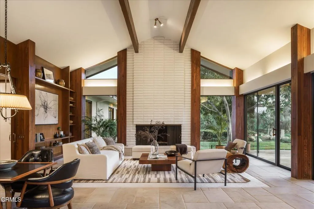 1279 Chateau Road, Pasadena, CA, 91105
