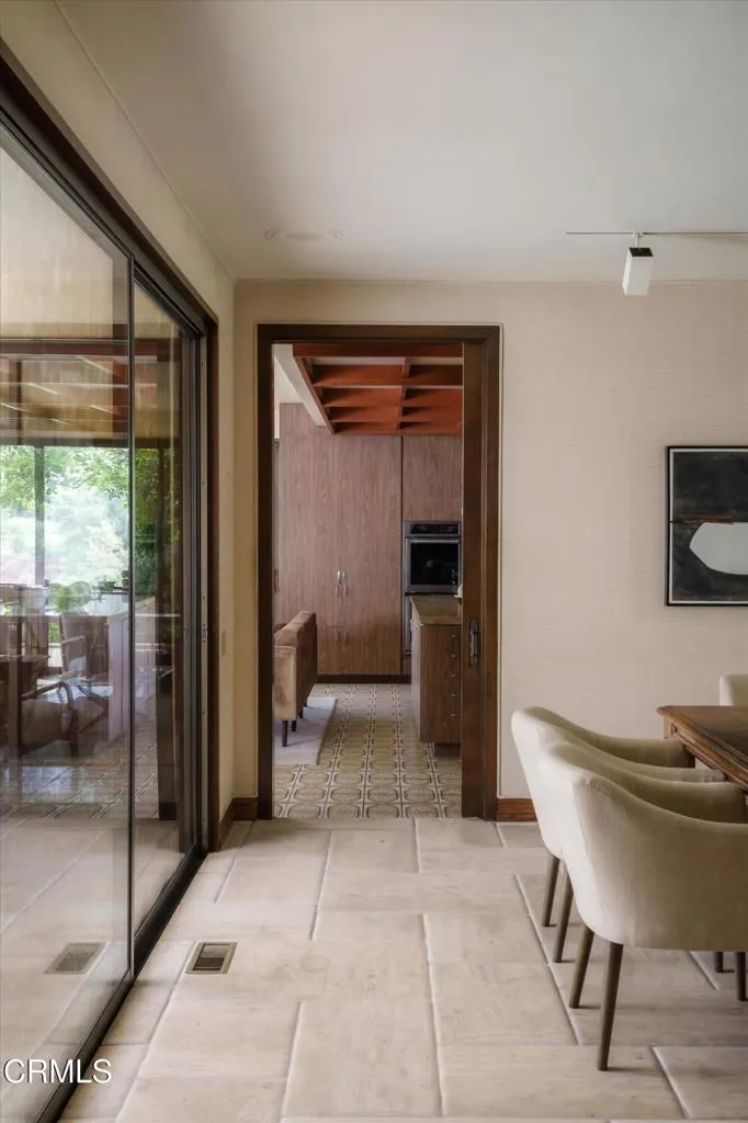 1279 Chateau Road, Pasadena, CA, 91105