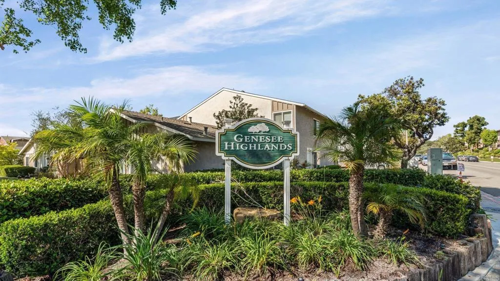 https://cdn.realtyfeed.com/cdn/127/306686161/3b1af8df2bcae71a1d70f57d3a187e5c.webp