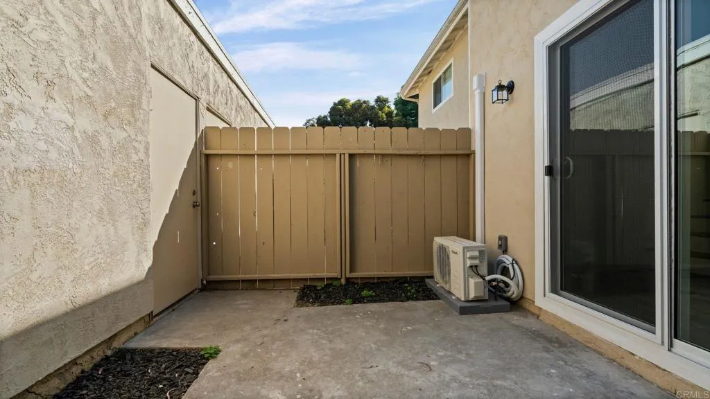 https://cdn.realtyfeed.com/cdn/127/306686161/f56064afb98c078c06f115489e61a5ac.webp