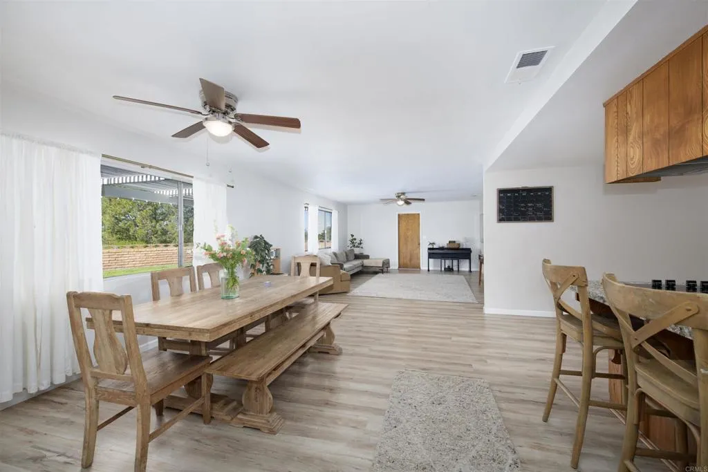 https://cdn.realtyfeed.com/cdn/127/306686162/5a726857c4bee83881c5c4170053f154.webp