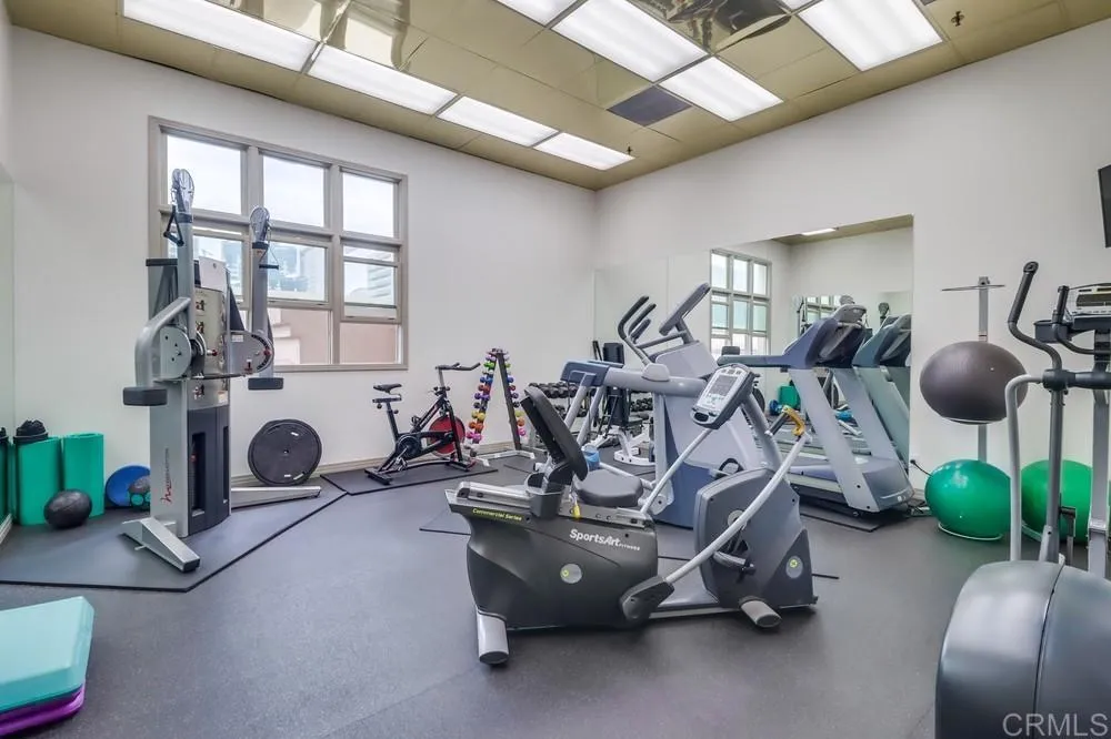 https://cdn.realtyfeed.com/cdn/127/306686167/92205e128627380c170577a1009a67bd.webp
