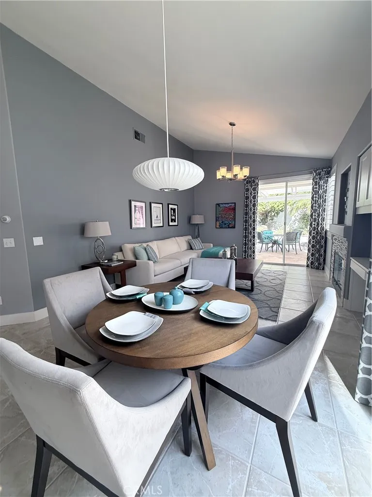 https://cdn.realtyfeed.com/cdn/127/306686228/00c91db1b8395d27c4c1530a5fc6f84c.webp