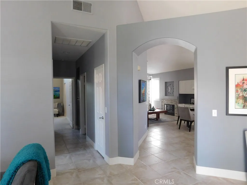 https://cdn.realtyfeed.com/cdn/127/306686228/5423298b667b0989180914944e8369ea.webp
