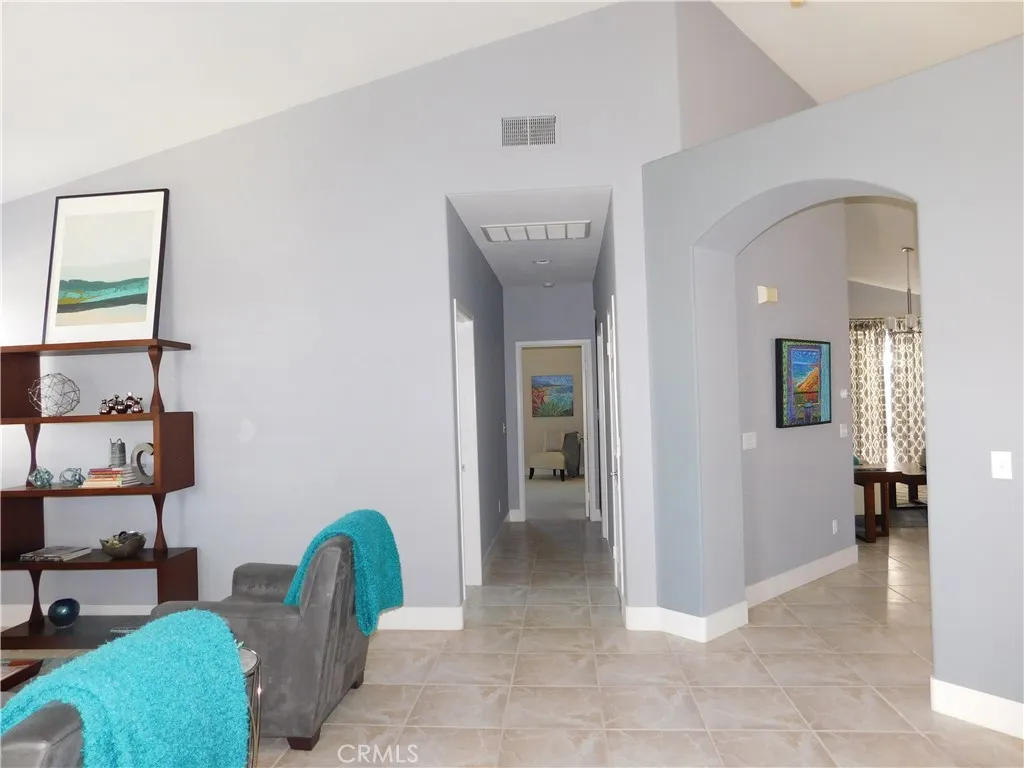 https://cdn.realtyfeed.com/cdn/127/306686228/6c9b34eb4d043548dbba2e2f10699359.webp
