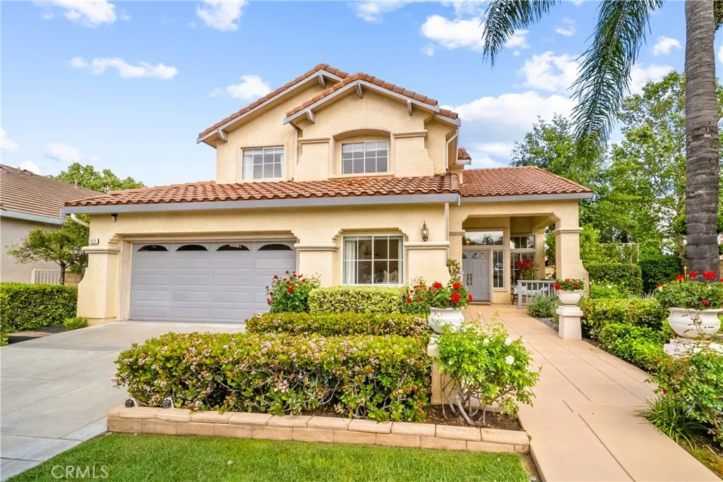 21634 Canyon Heights Circle, Saugus, CA 91390 - Main photo, Saugus, CA