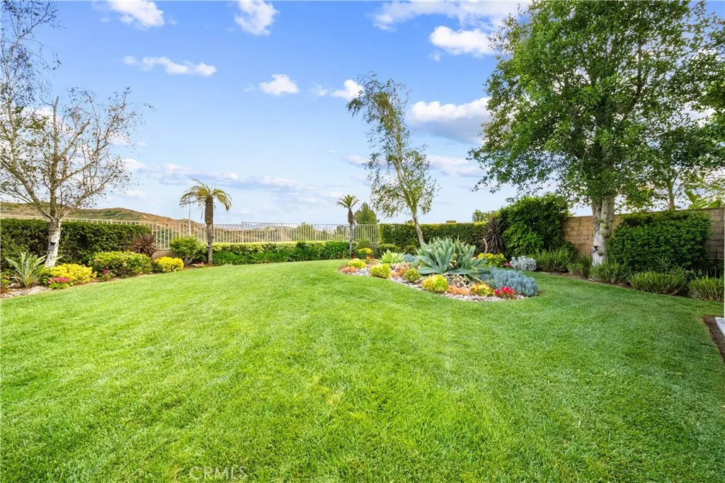 21634 Canyon Heights Circle, Saugus, CA 91390 - Photo 5 of 50, Saugus, CA