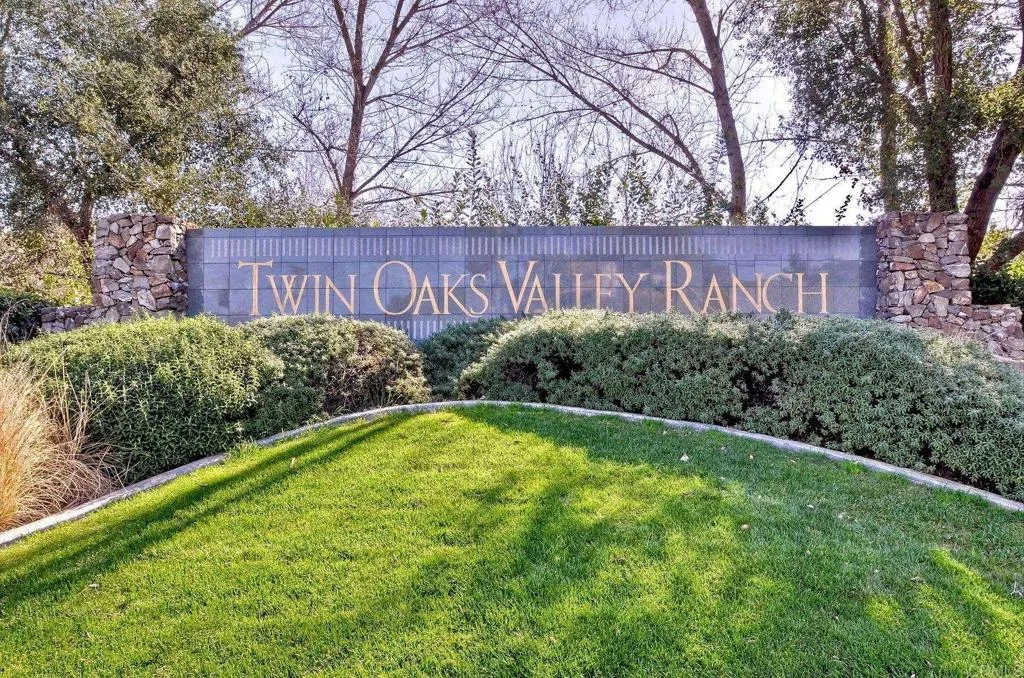https://cdn.realtyfeed.com/cdn/127/306686248/16b3ce5a7bf2131b99a959dbdd58ff37.webp