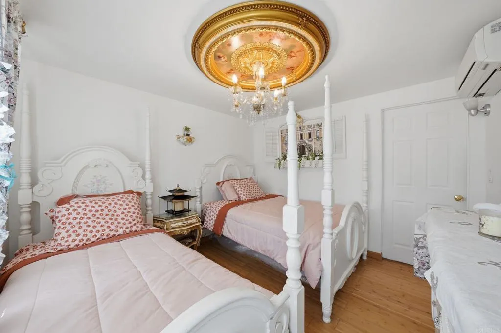 https://cdn.realtyfeed.com/cdn/127/306686272/5d6e81f1d270baf9d3f96a9afc22ec68.webp