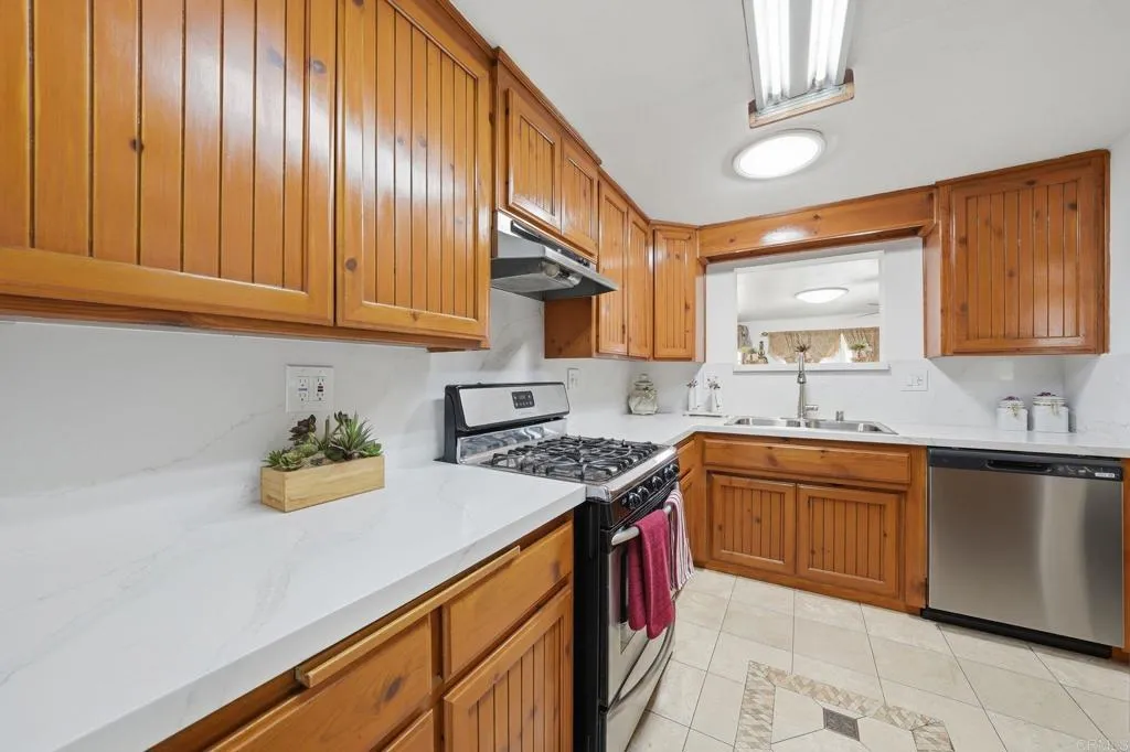 https://cdn.realtyfeed.com/cdn/127/306686272/ad152fb247585aef2a6022991f571f15.webp