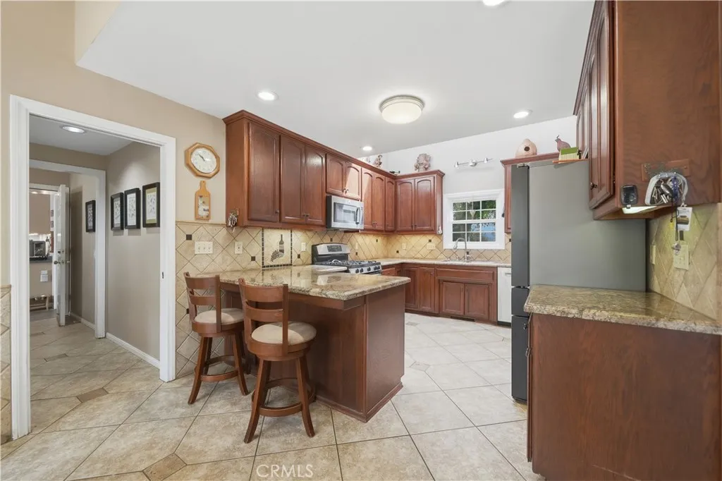https://cdn.realtyfeed.com/cdn/127/306686274/00c2f896ec5ca9f334031f007fe19f3c.webp