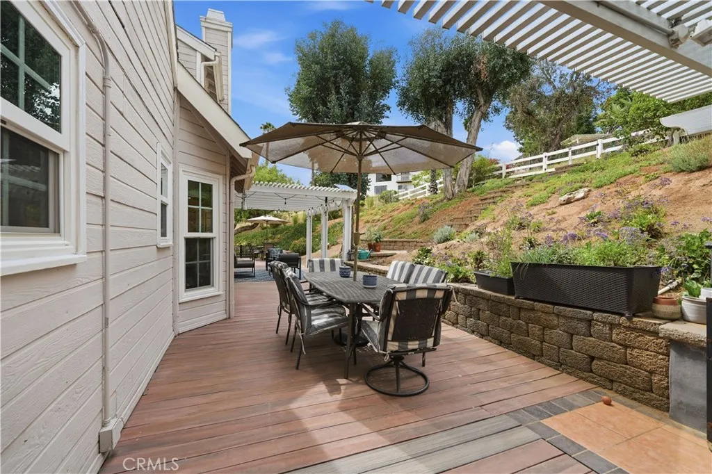 https://cdn.realtyfeed.com/cdn/127/306686274/24ef855e3fad818b72a3ed2c151fa211.webp