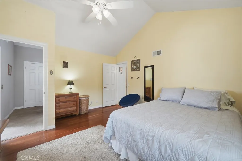https://cdn.realtyfeed.com/cdn/127/306686274/353eabd44834d31a269f676db57a4d23.webp
