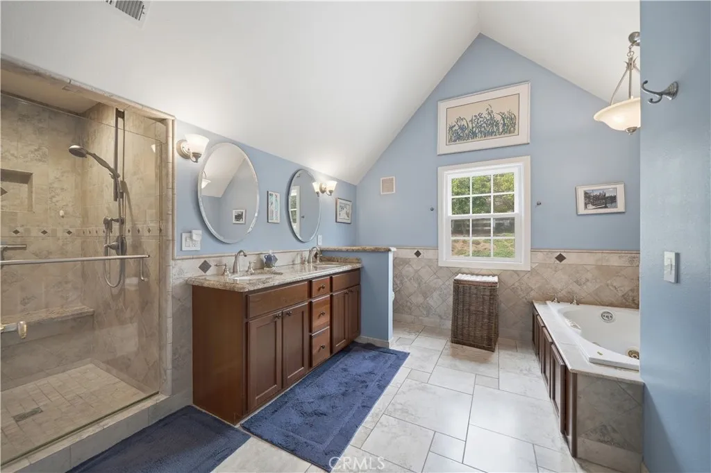 https://cdn.realtyfeed.com/cdn/127/306686274/41cd9096dd0c349a47f56c65a9a5b01b.webp