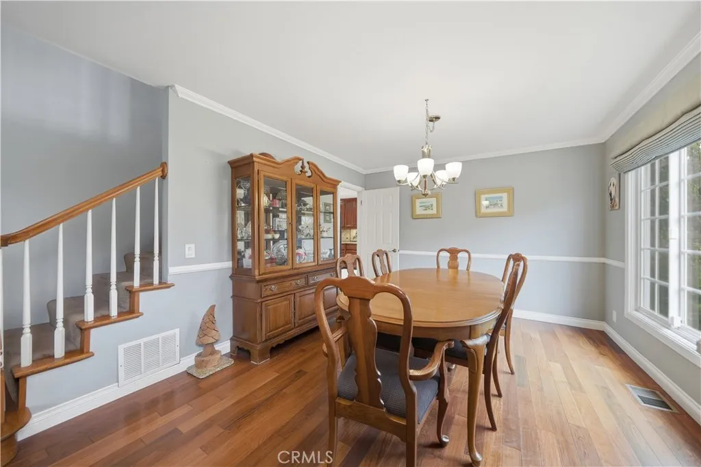 https://cdn.realtyfeed.com/cdn/127/306686274/6131eae31321fdb9f2d08ec0e621b71f.webp