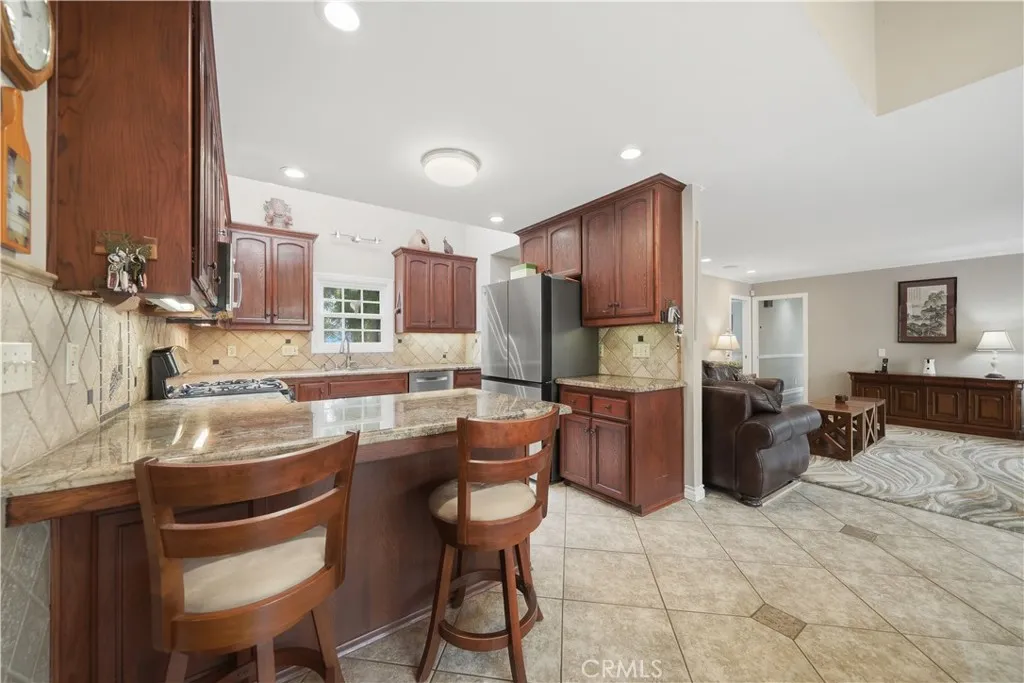 https://cdn.realtyfeed.com/cdn/127/306686274/e60909727792de824b77d8e1b66750d1.webp
