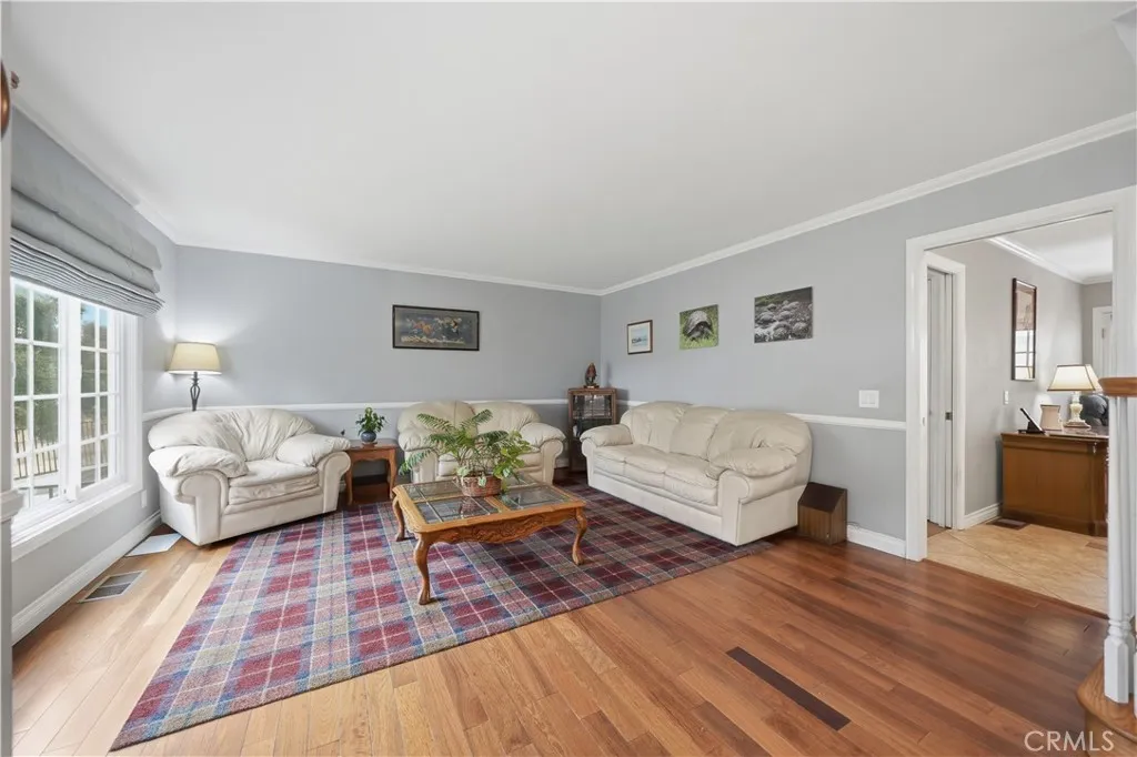 https://cdn.realtyfeed.com/cdn/127/306686274/eca9d5246e69d50bb5d1f6dbb1bfa1ef.webp