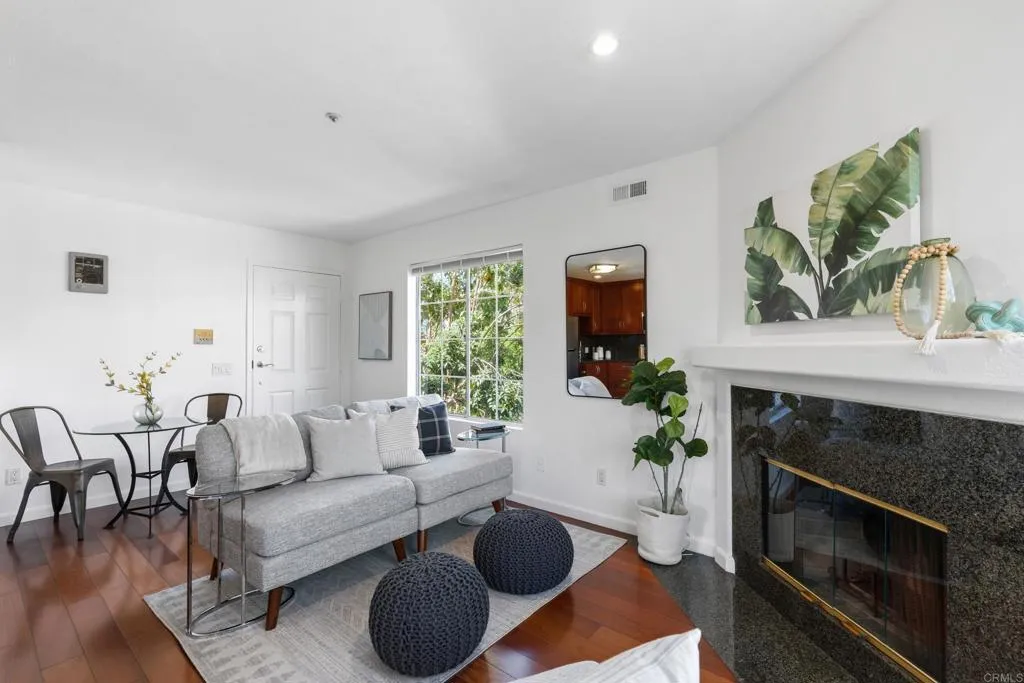 Photo #7: NDP2603364 Listing: Photo #7