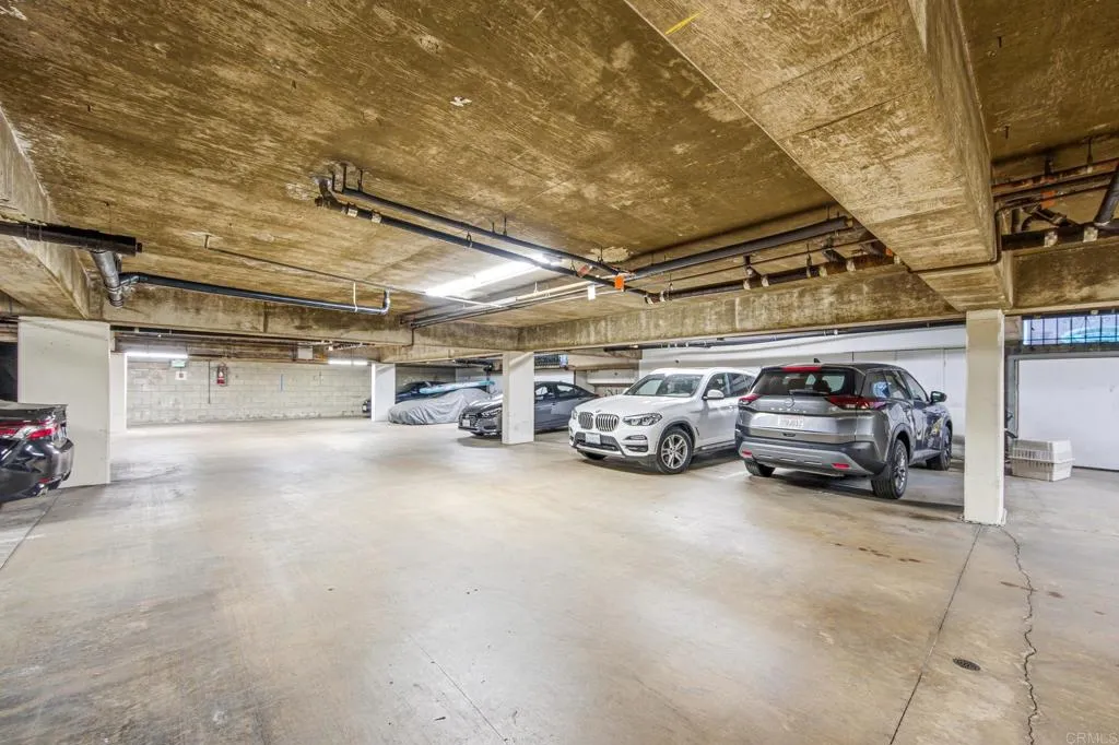 https://cdn.realtyfeed.com/cdn/127/306686354/83fcd30db7b1f76f86ddee7df833e9d5.webp