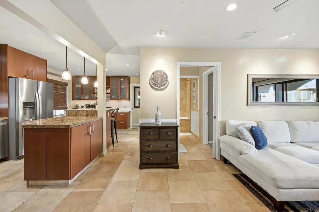 https://cdn.realtyfeed.com/cdn/127/306686354/be00001c3a6e27aea805956c986688cb.webp